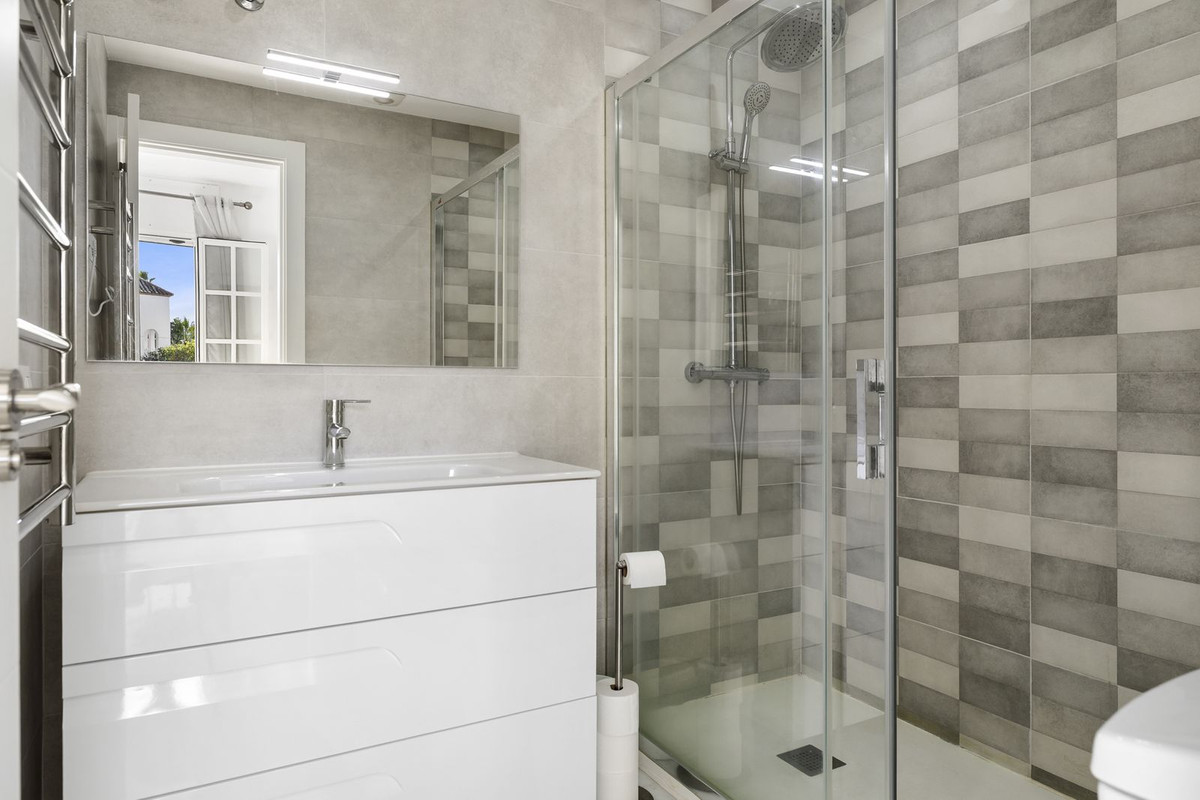 Huis te koop in Bel Air | 2 slaapkamers H5288485