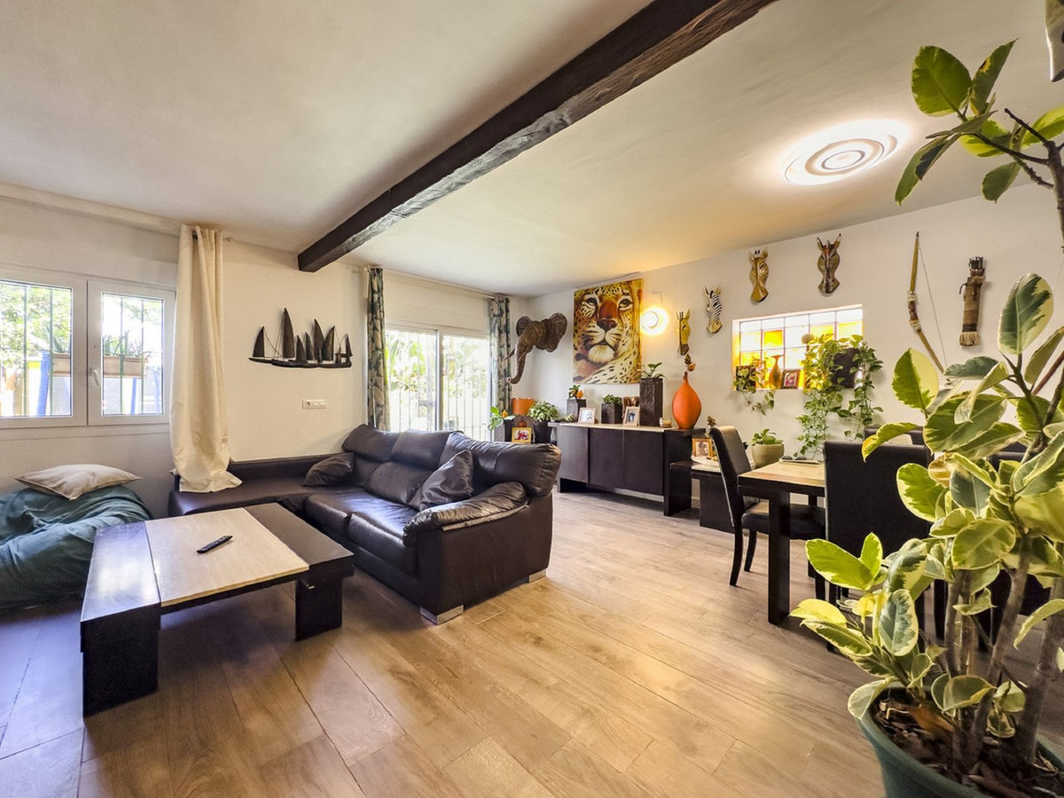 Huis te koop in Bel Air | 3 slaapkamers H5295826