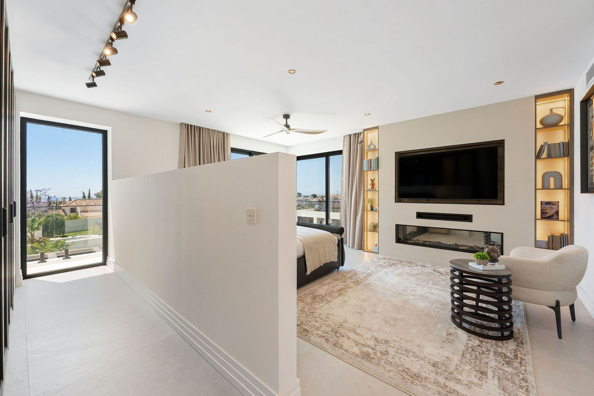 Huis te koop in Bel Air | 6 slaapkamers H5407000