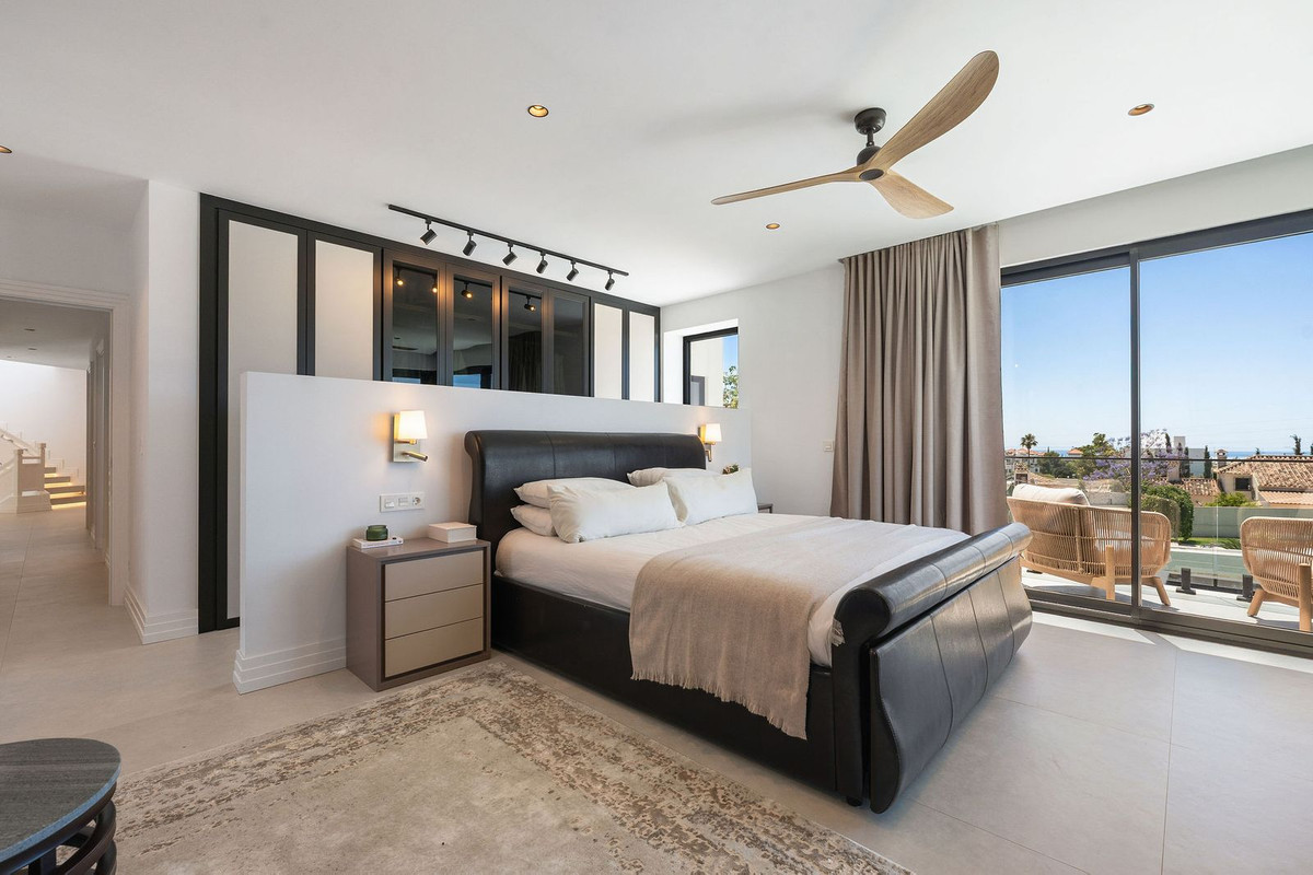 Huis te koop in Bel Air | 6 slaapkamers H5407000