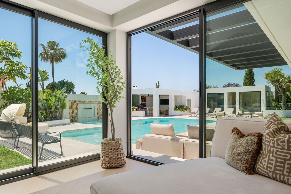 Huis te koop in Bel Air | 6 slaapkamers H5407000
