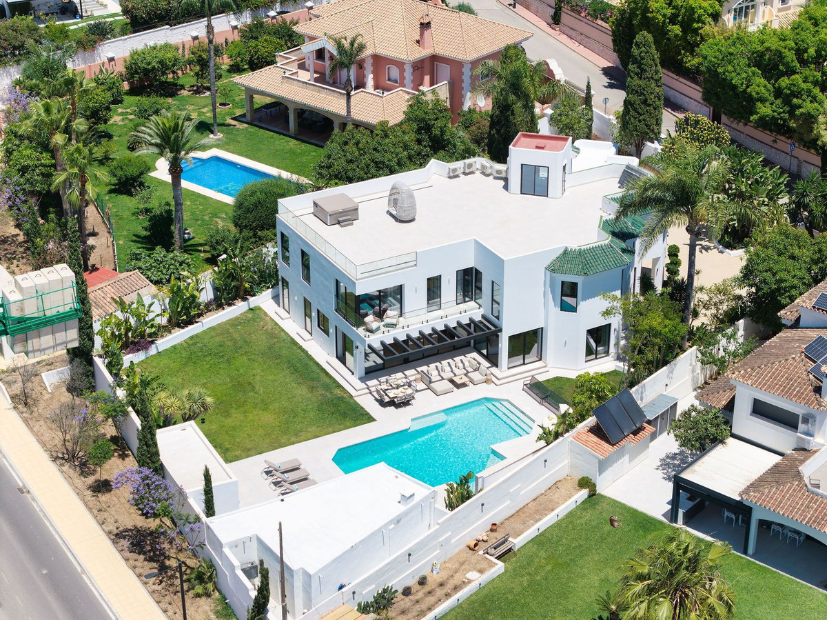 Huis te koop in Bel Air | 6 slaapkamers H5407000