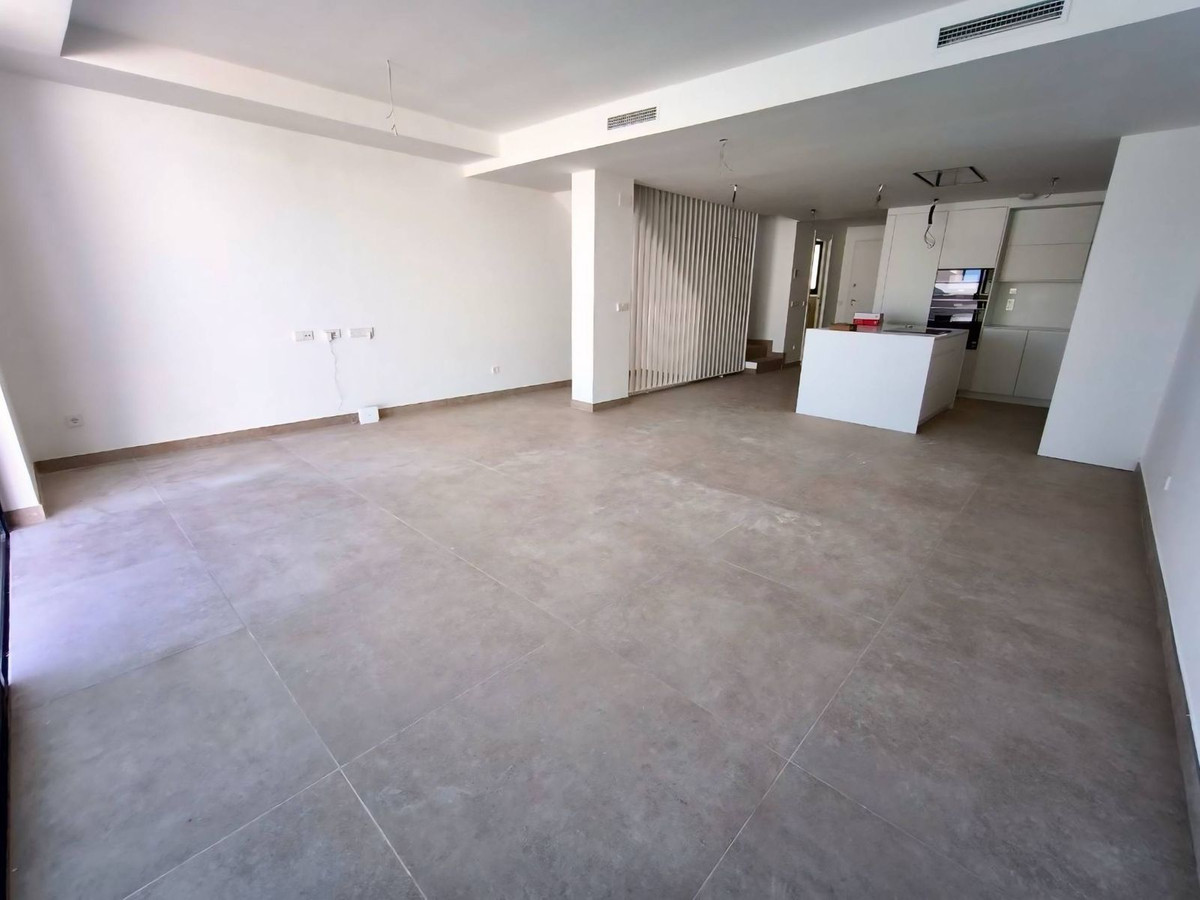 Property main view 32