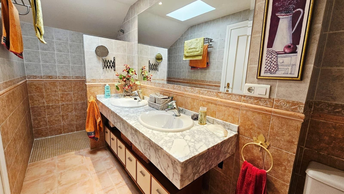 Huis te koop in Bel Air | 3 slaapkamers H5478847