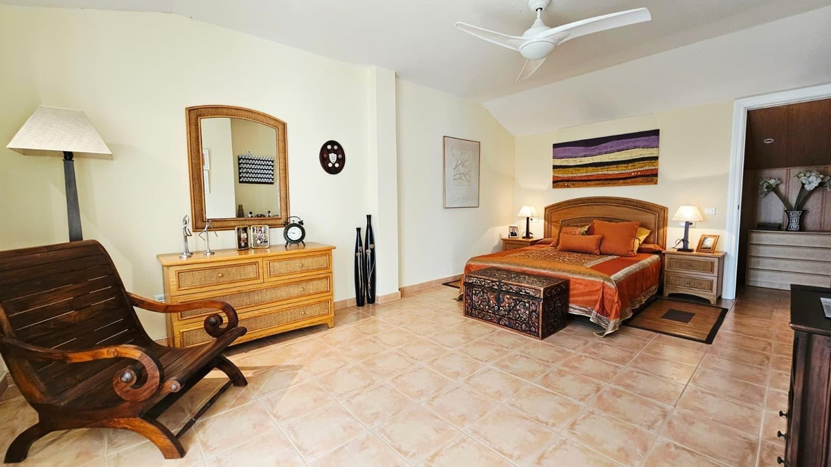 Huis te koop in Bel Air | 3 slaapkamers H5478847