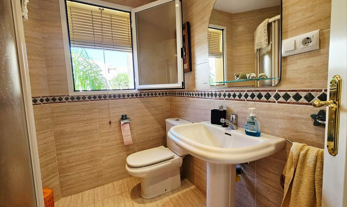 Huis te koop in Bel Air | 3 slaapkamers H5478847