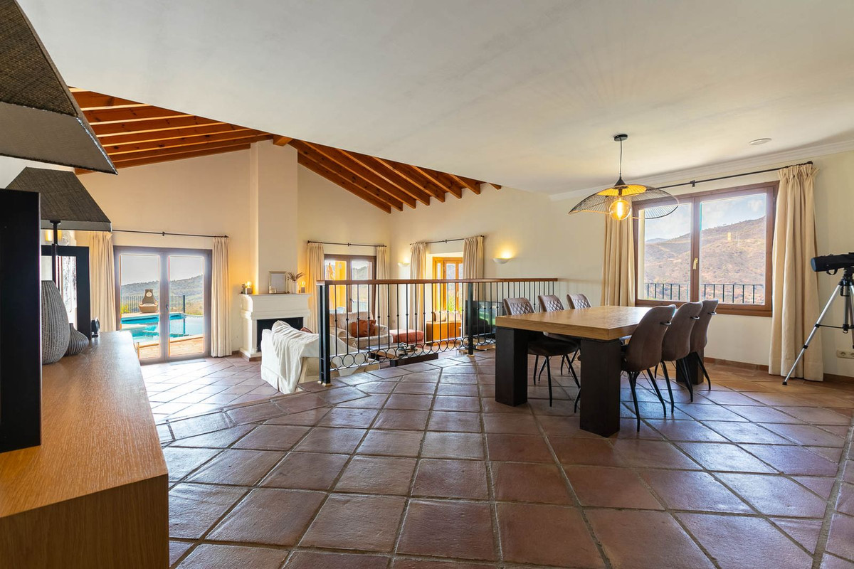 Property main view 37