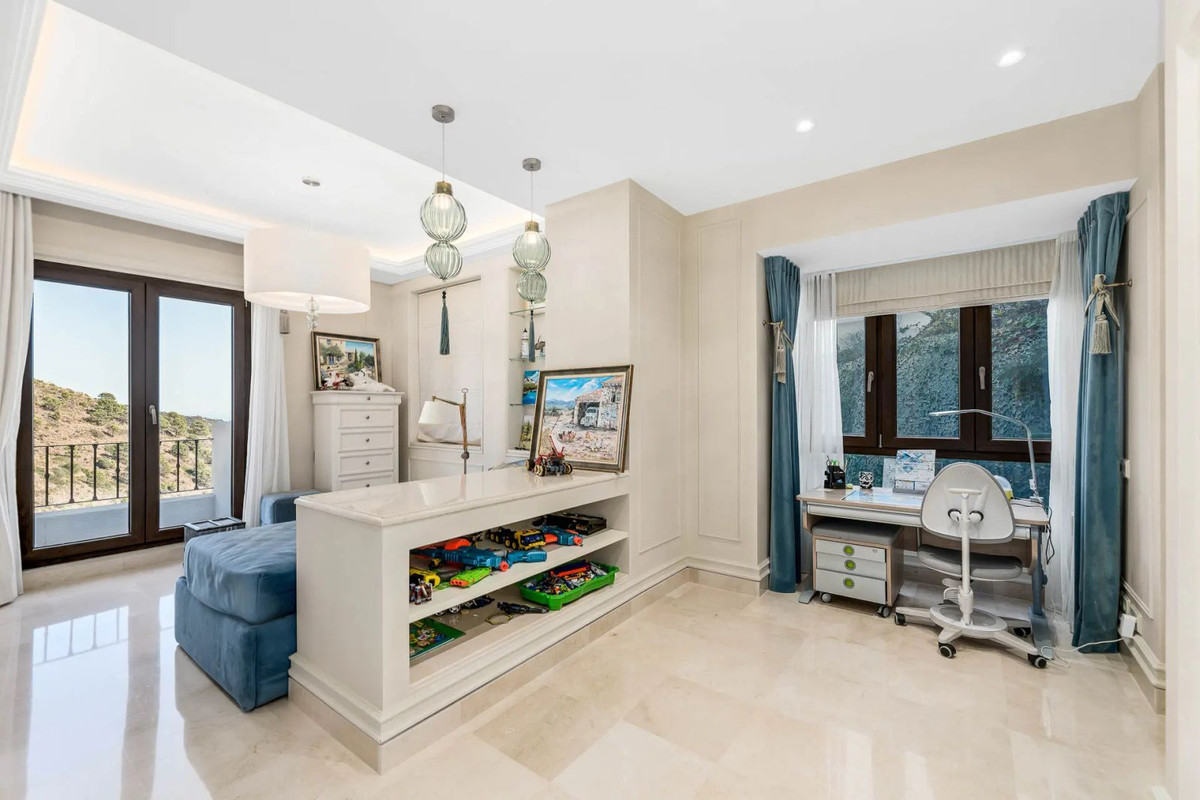 Property main view 18