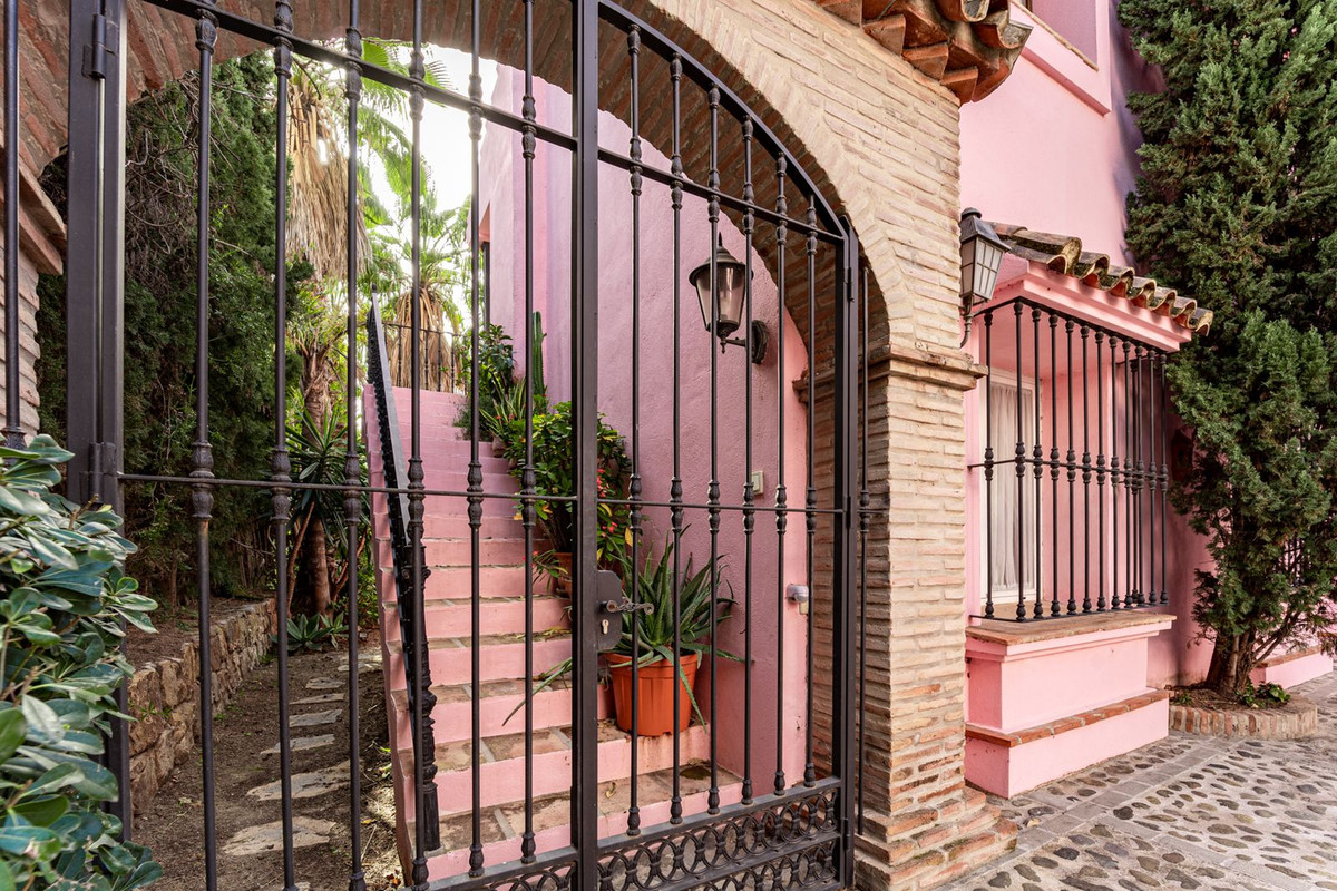 Huis te koop in Benahavís | 5 slaapkamers H4265836