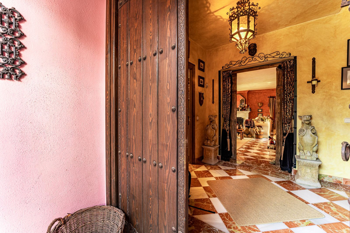 Huis te koop in Benahavís | 5 slaapkamers H4265836