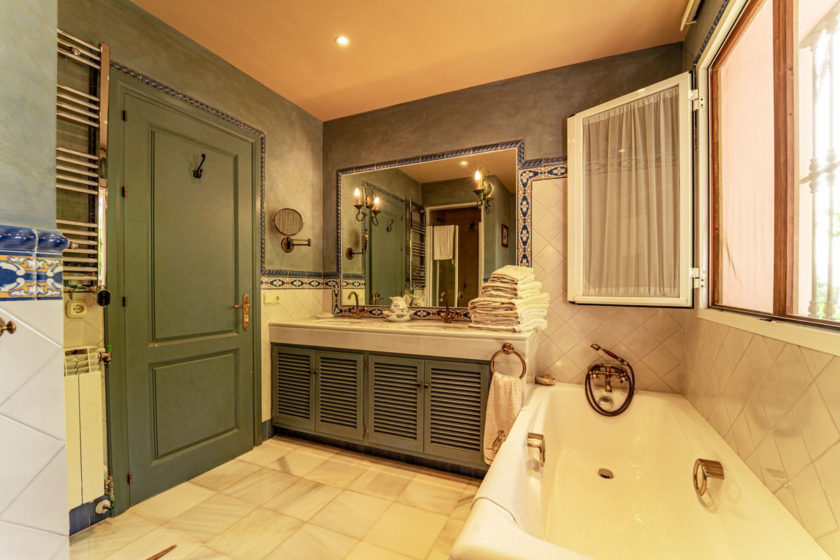 Huis te koop in Benahavís | 5 slaapkamers H4265836