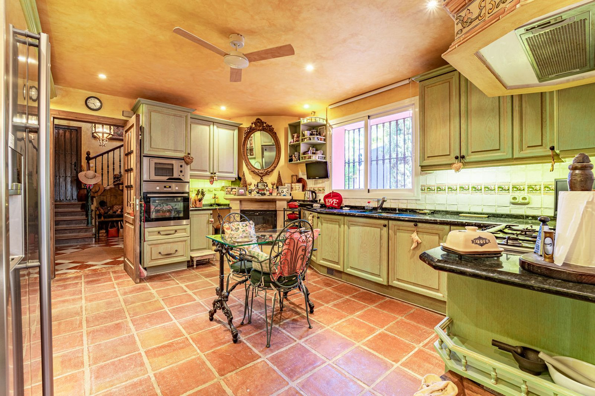 Huis te koop in Benahavís | 5 slaapkamers H4265836