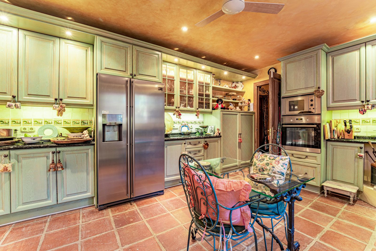 Huis te koop in Benahavís | 5 slaapkamers H4265836