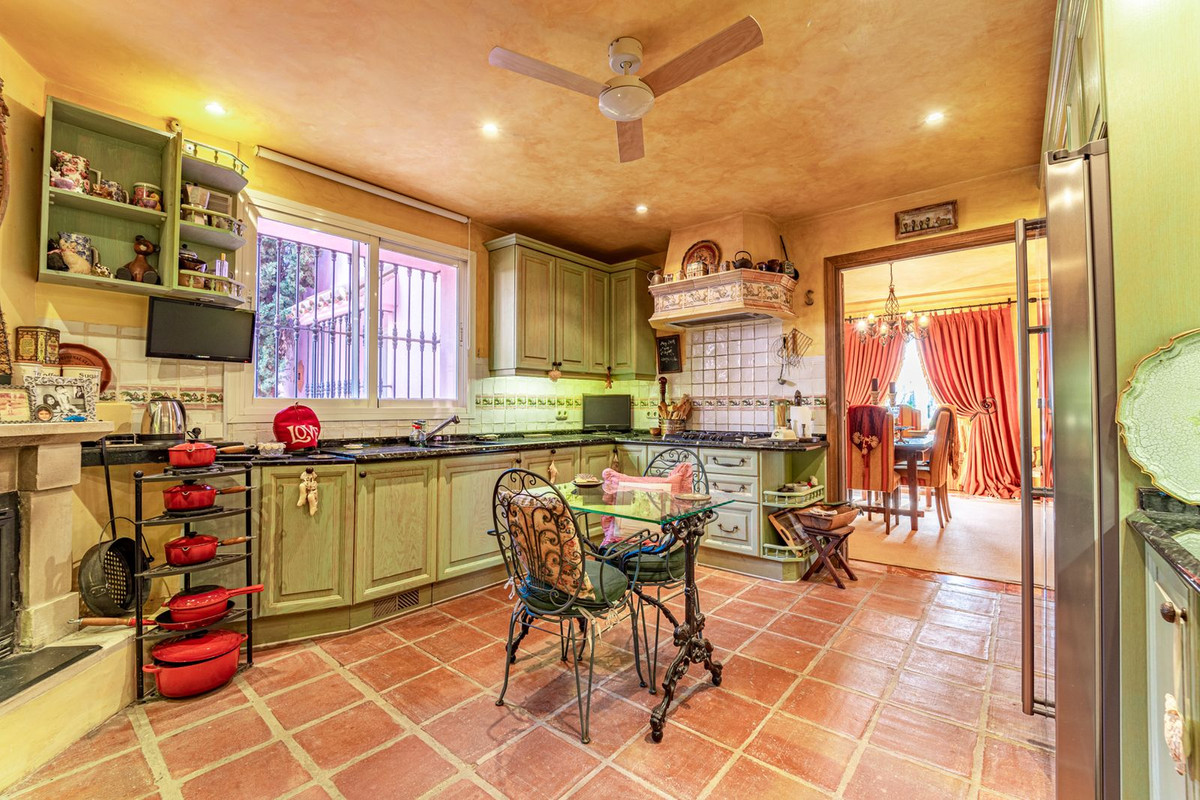 Huis te koop in Benahavís | 5 slaapkamers H4265836