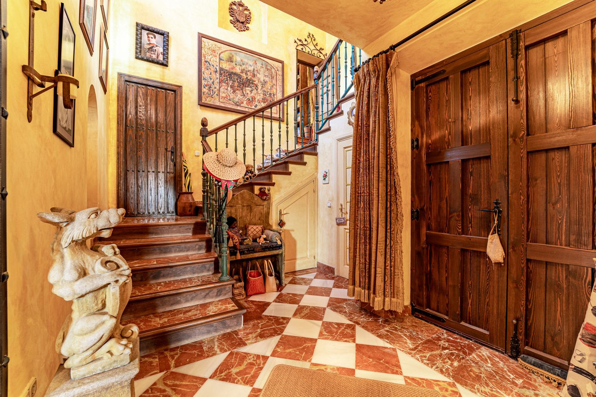 Huis te koop in Benahavís | 5 slaapkamers H4265836