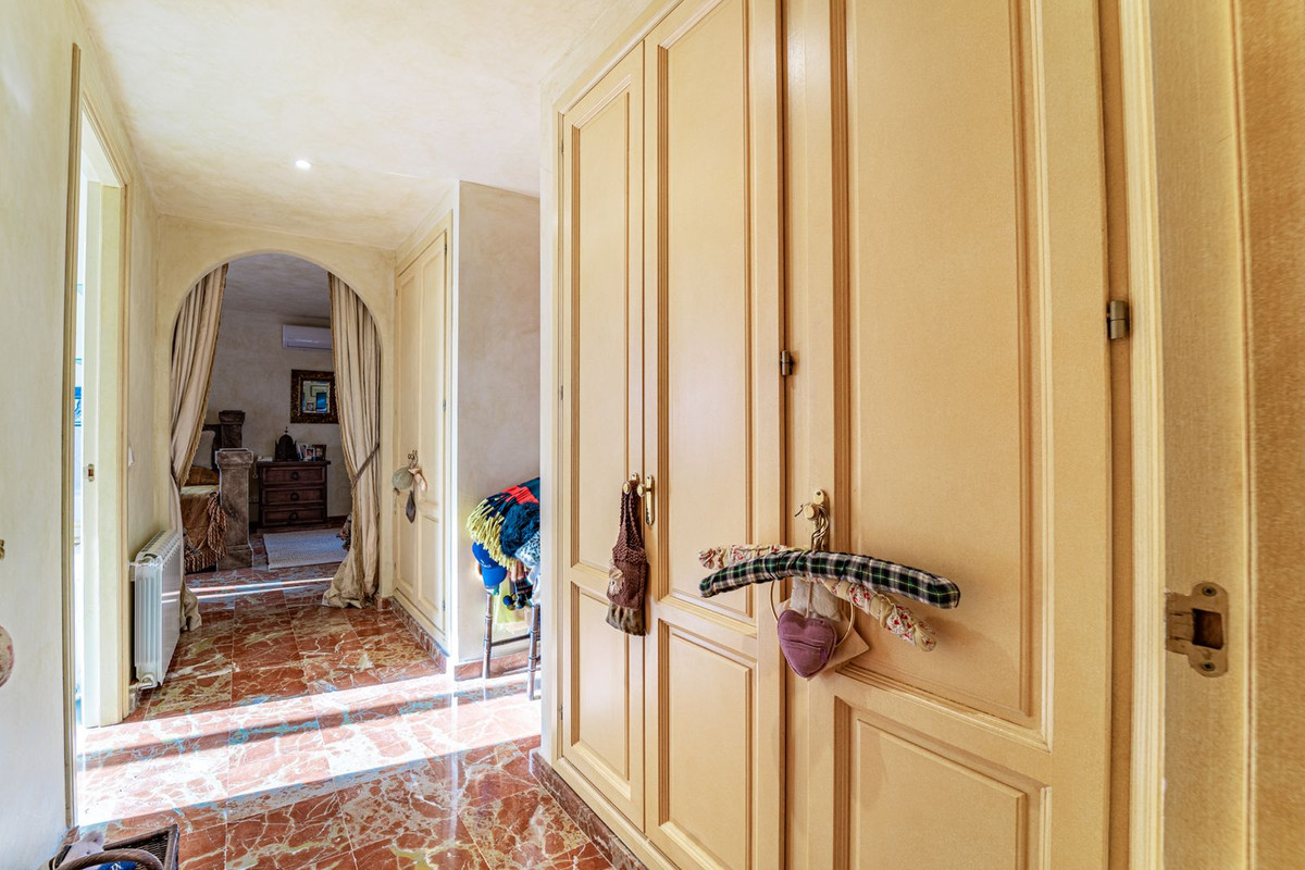 Huis te koop in Benahavís | 5 slaapkamers H4265836
