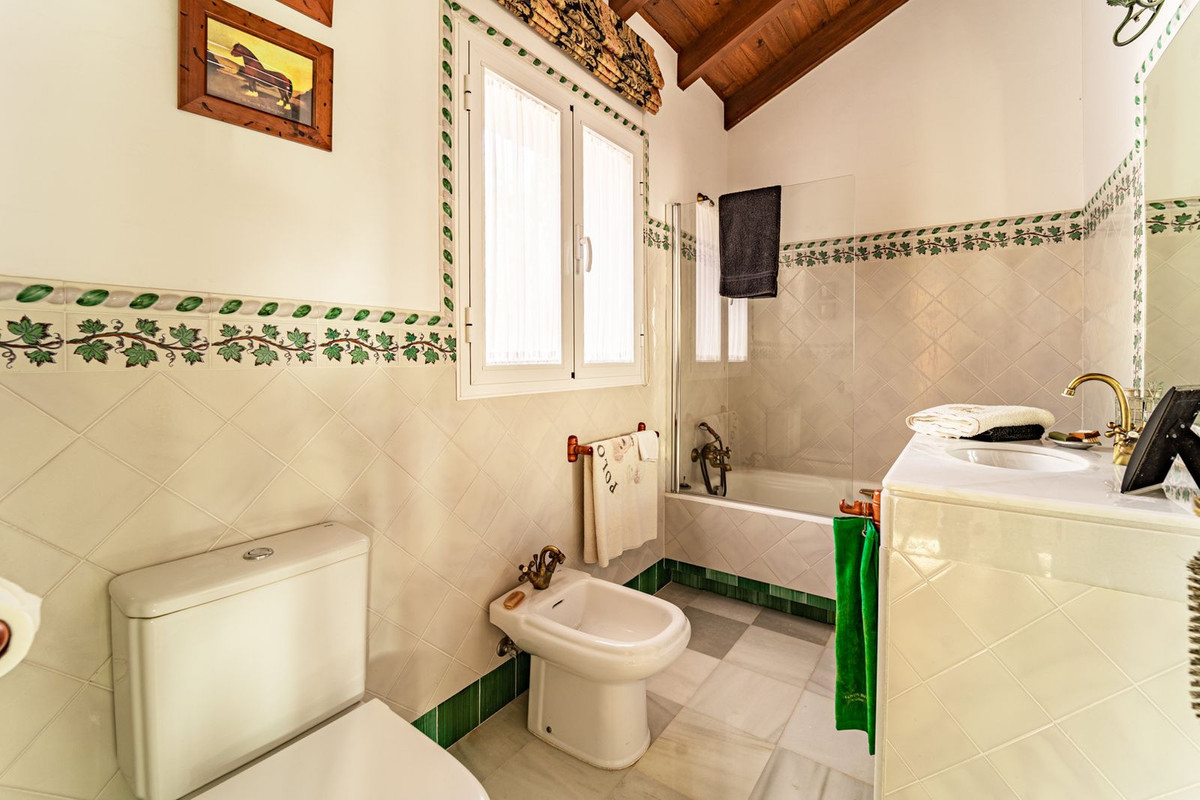 Huis te koop in Benahavís | 5 slaapkamers H4265836