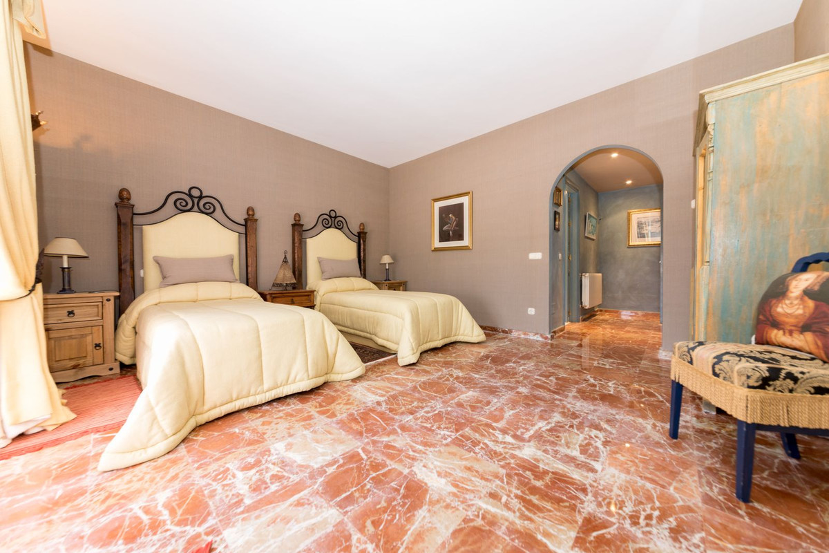 Huis te koop in Benahavís | 5 slaapkamers H4431136