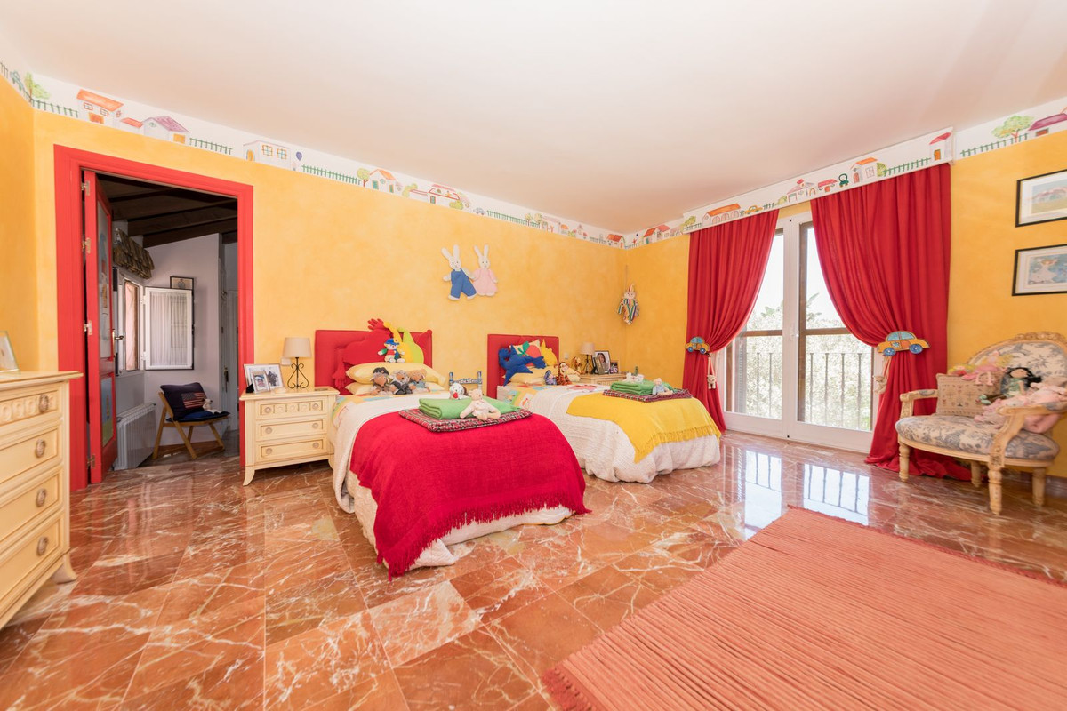 Huis te koop in Benahavís | 5 slaapkamers H4431136