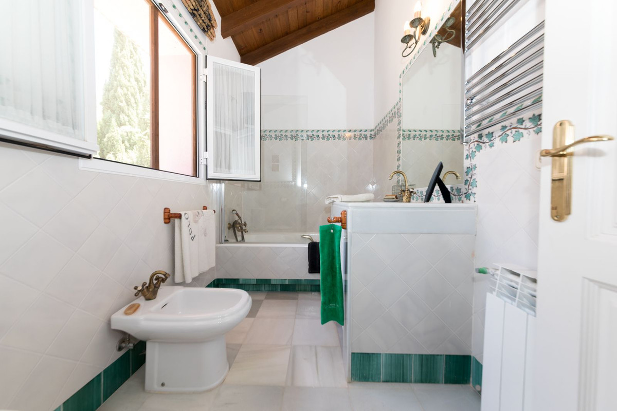 Huis te koop in Benahavís | 5 slaapkamers H4431136