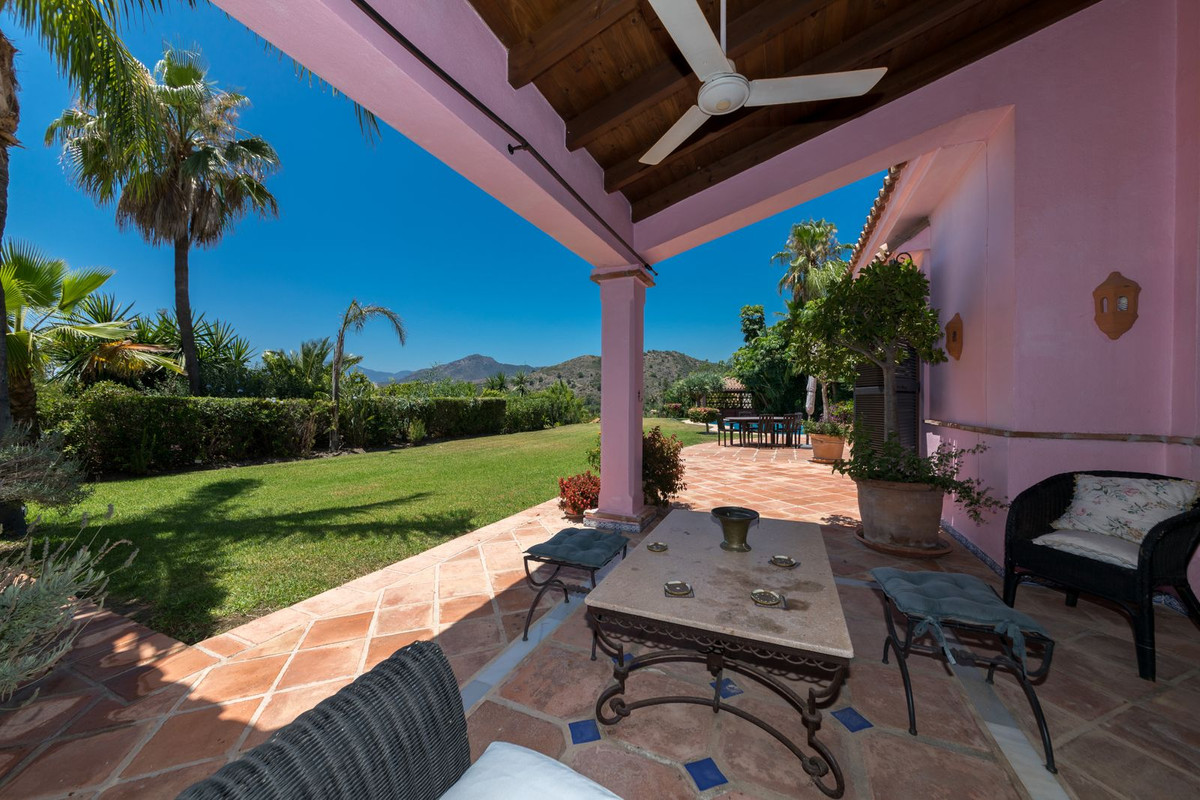 Huis te koop in Benahavís | 5 slaapkamers H4431136