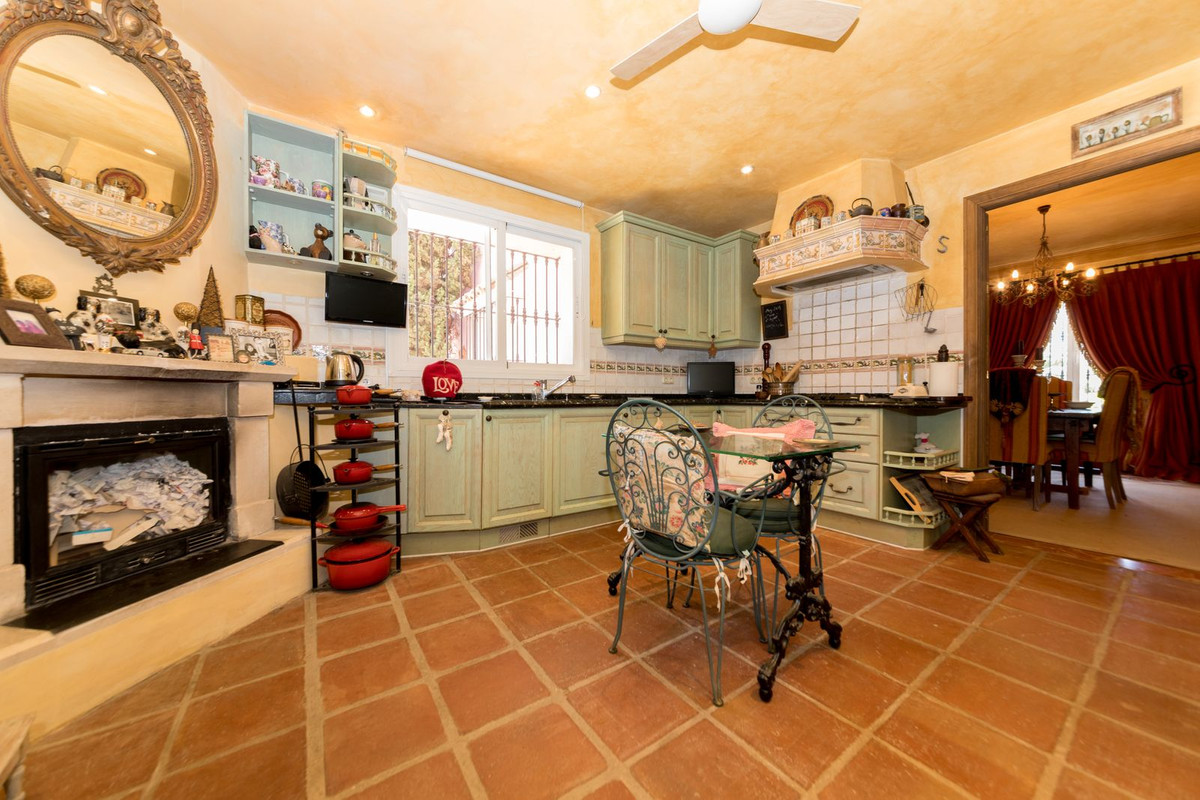 Huis te koop in Benahavís | 5 slaapkamers H4431136