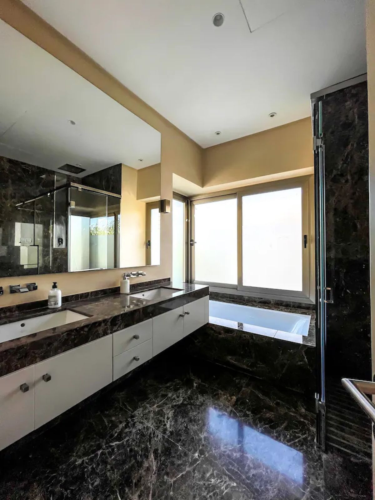 Property main view 22