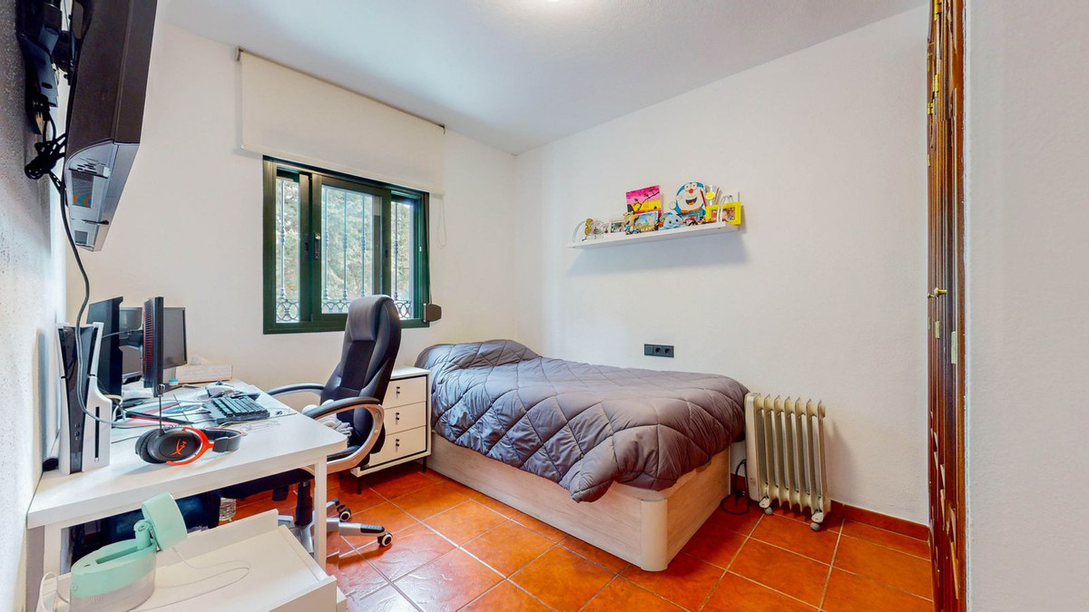 Huis te koop in Benahavís | 4 slaapkamers H4672972