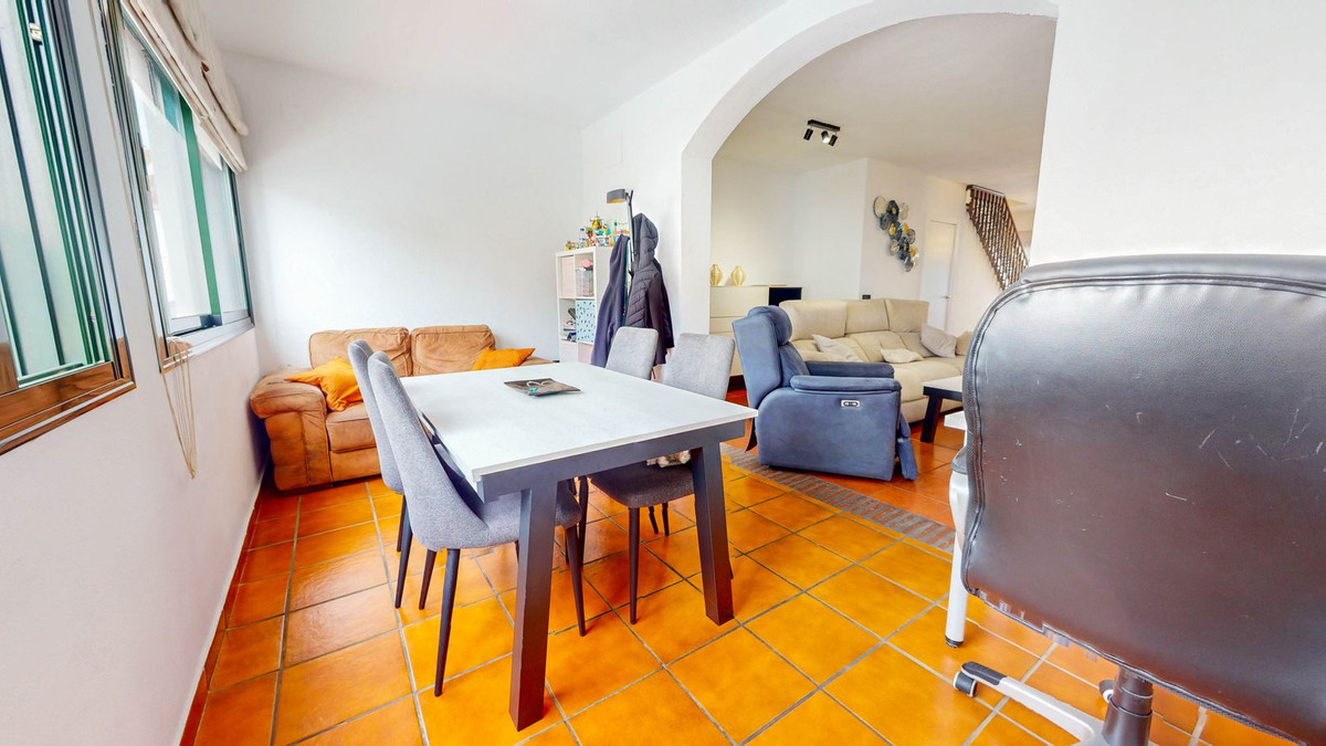 Huis te koop in Benahavís | 4 slaapkamers H4672972