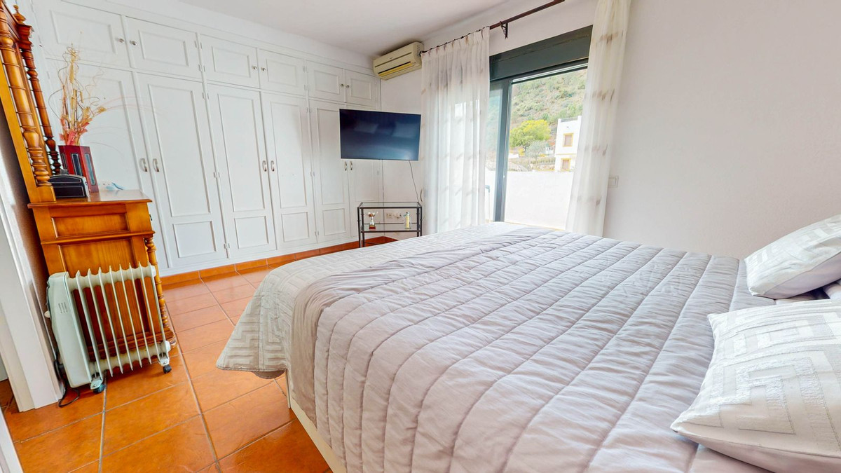 Huis te koop in Benahavís | 4 slaapkamers H4672972