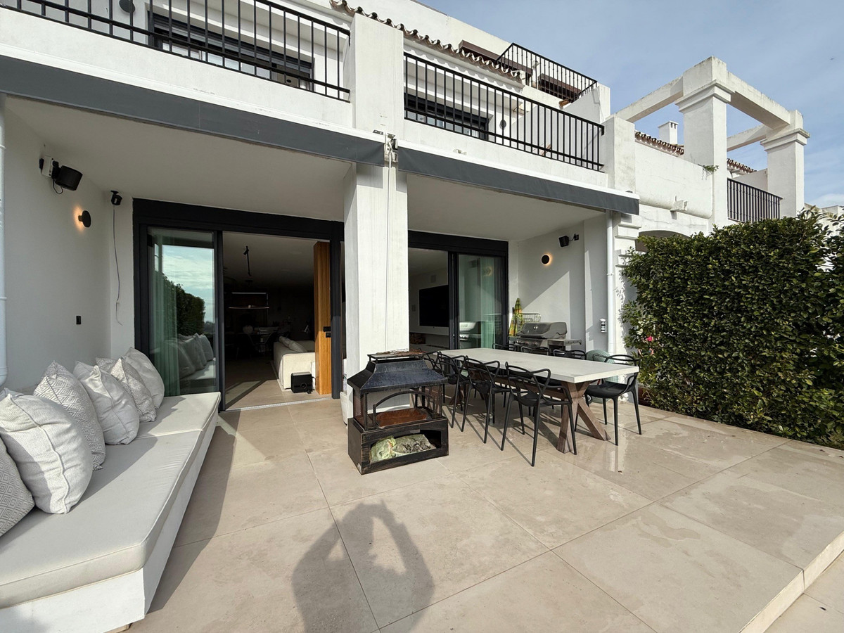 Townhouse for sale in Benahavís | 4 bedrooms H4675783
