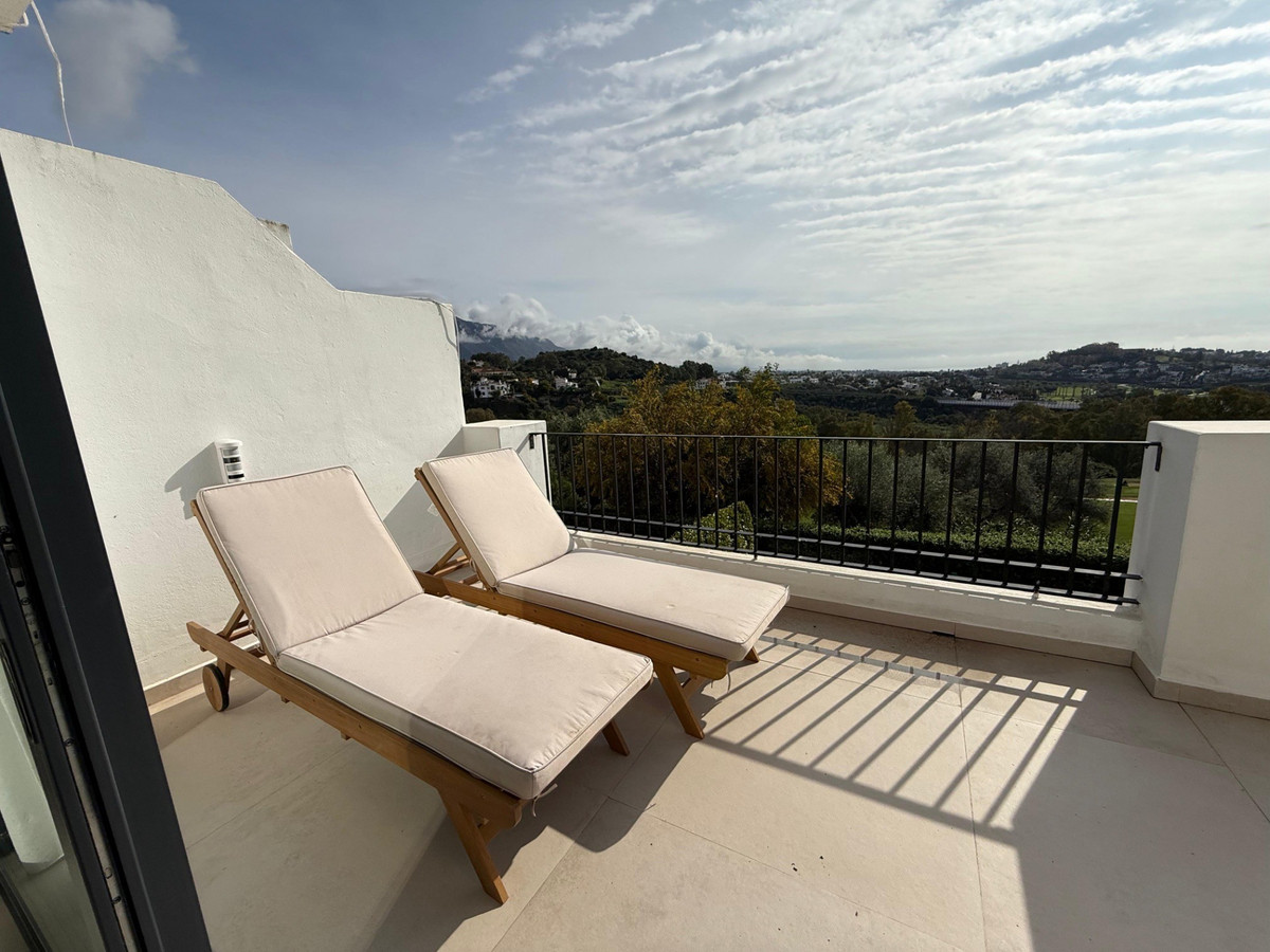 Townhouse for sale in Benahavís | 4 bedrooms H4675783