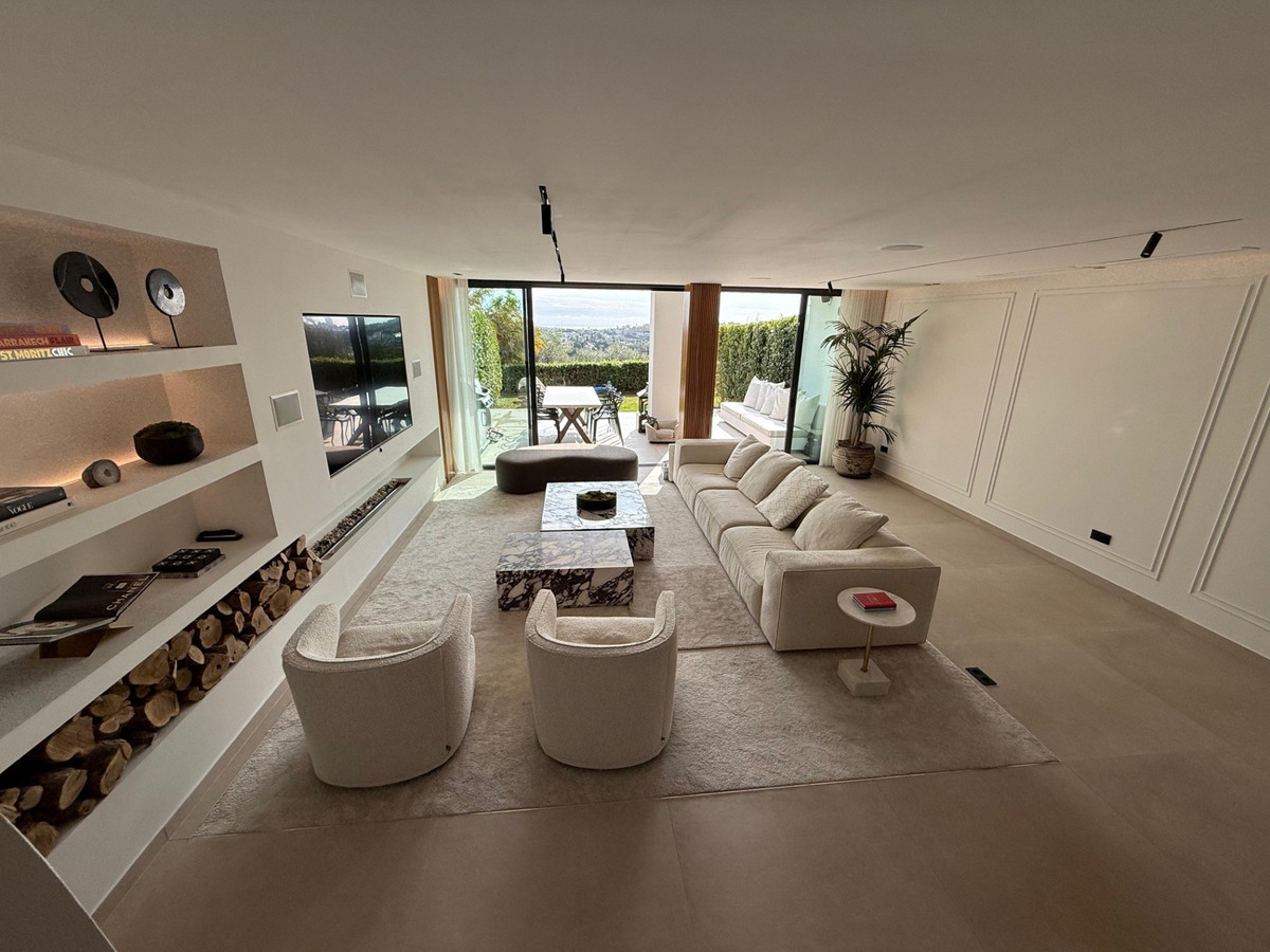 Townhouse for sale in Benahavís | 4 bedrooms H4675783