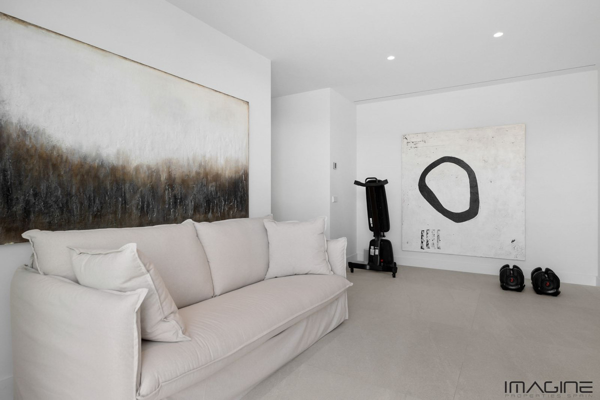 Property main view 44