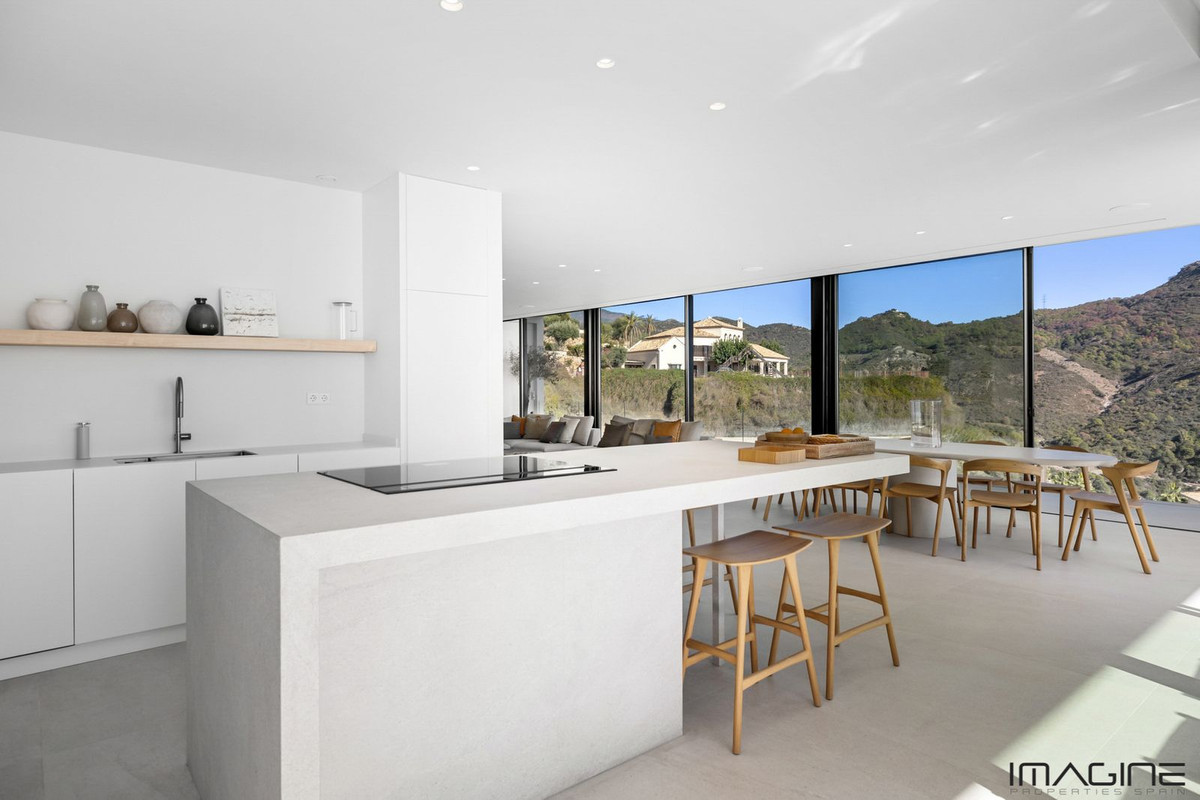 Property main view 60