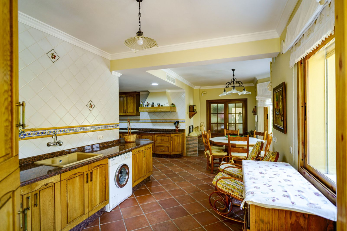 Property main view 40