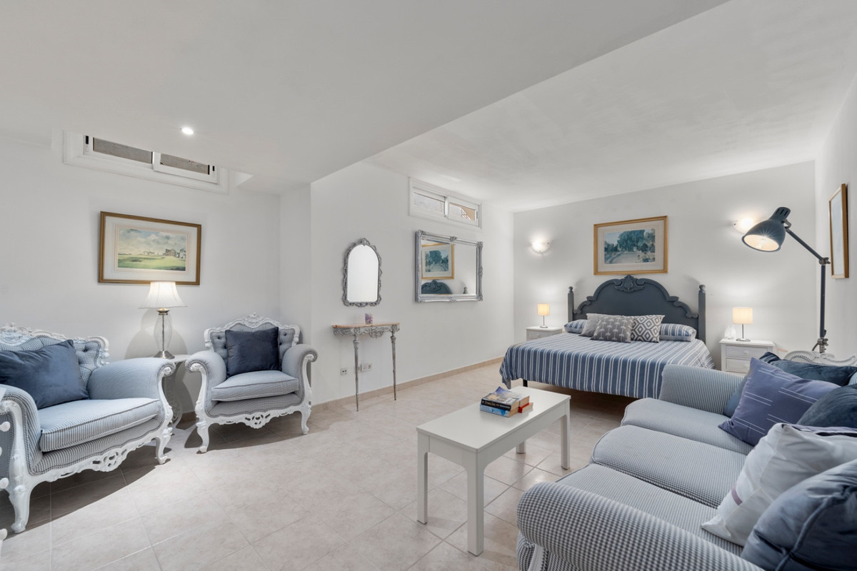 Huis te koop in Benahavís | 5 slaapkamers H4801930