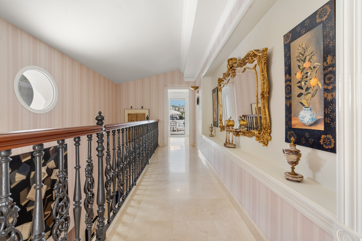 Huis te koop in Benahavís | 5 slaapkamers H4801930