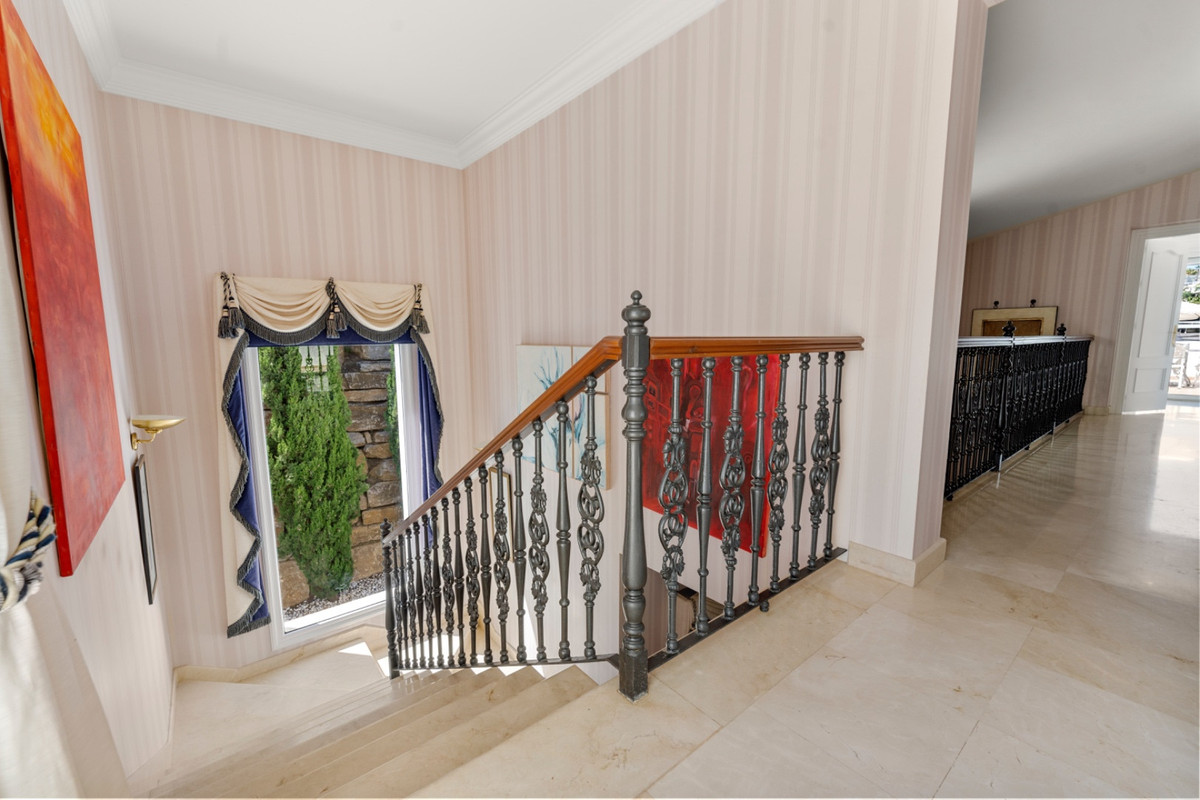 Huis te koop in Benahavís | 5 slaapkamers H4801930
