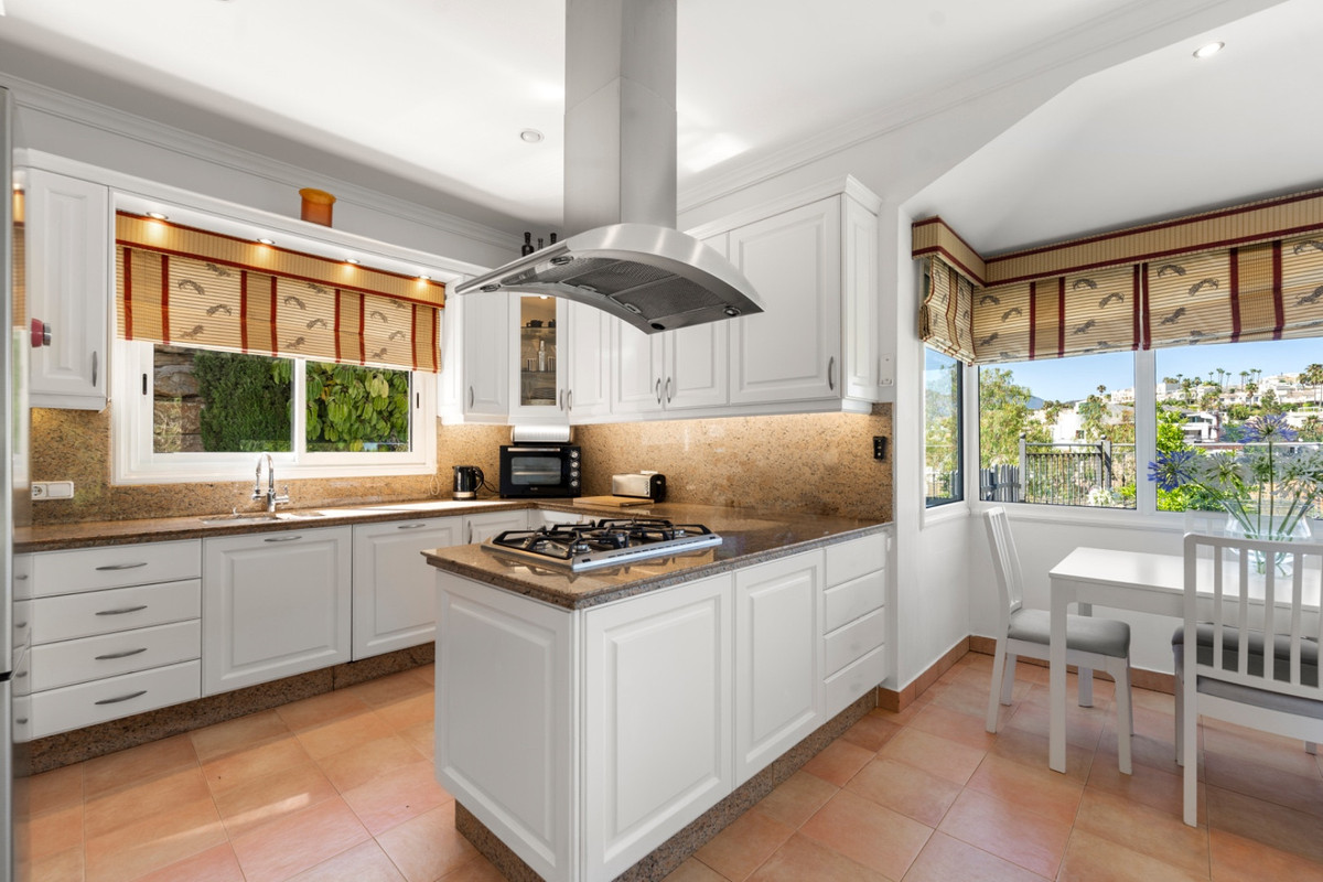 Huis te koop in Benahavís | 5 slaapkamers H4801930