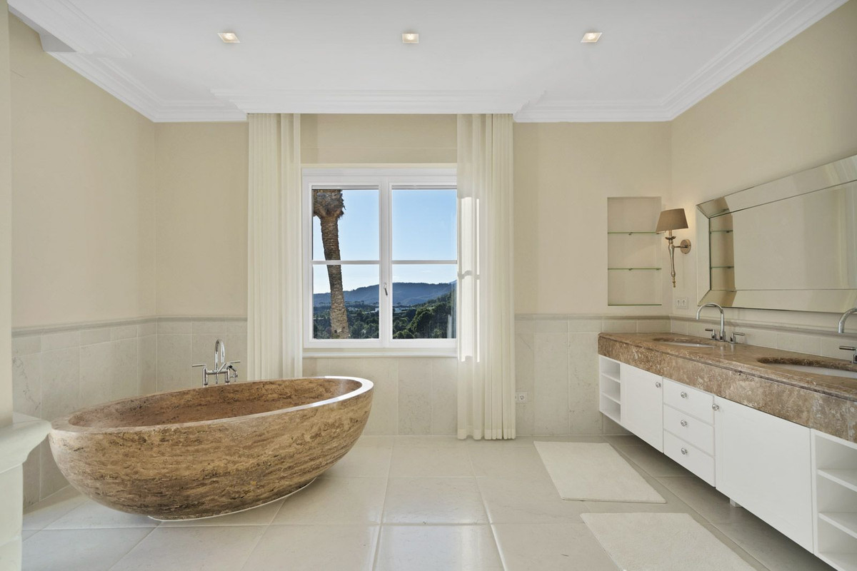 Property main view 16