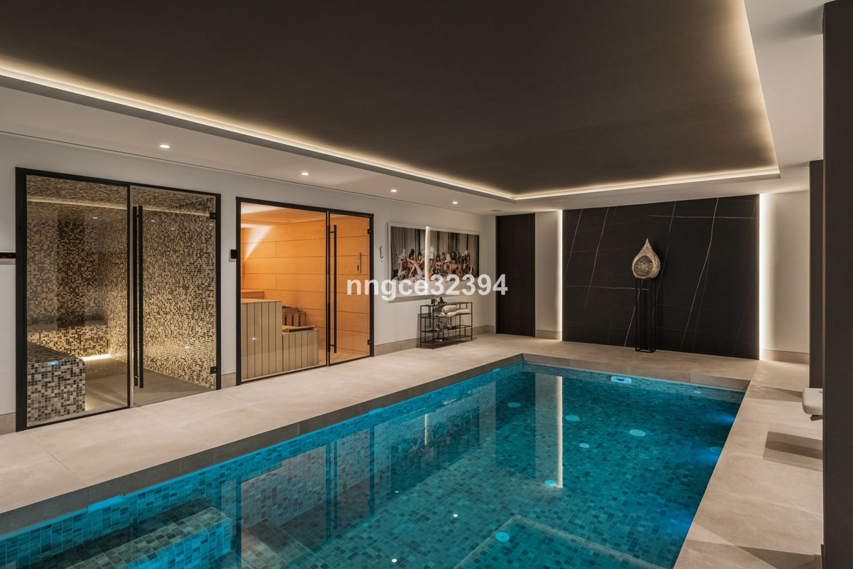 Detached Villa for sale in Benahavís | 5 bedrooms H4929013