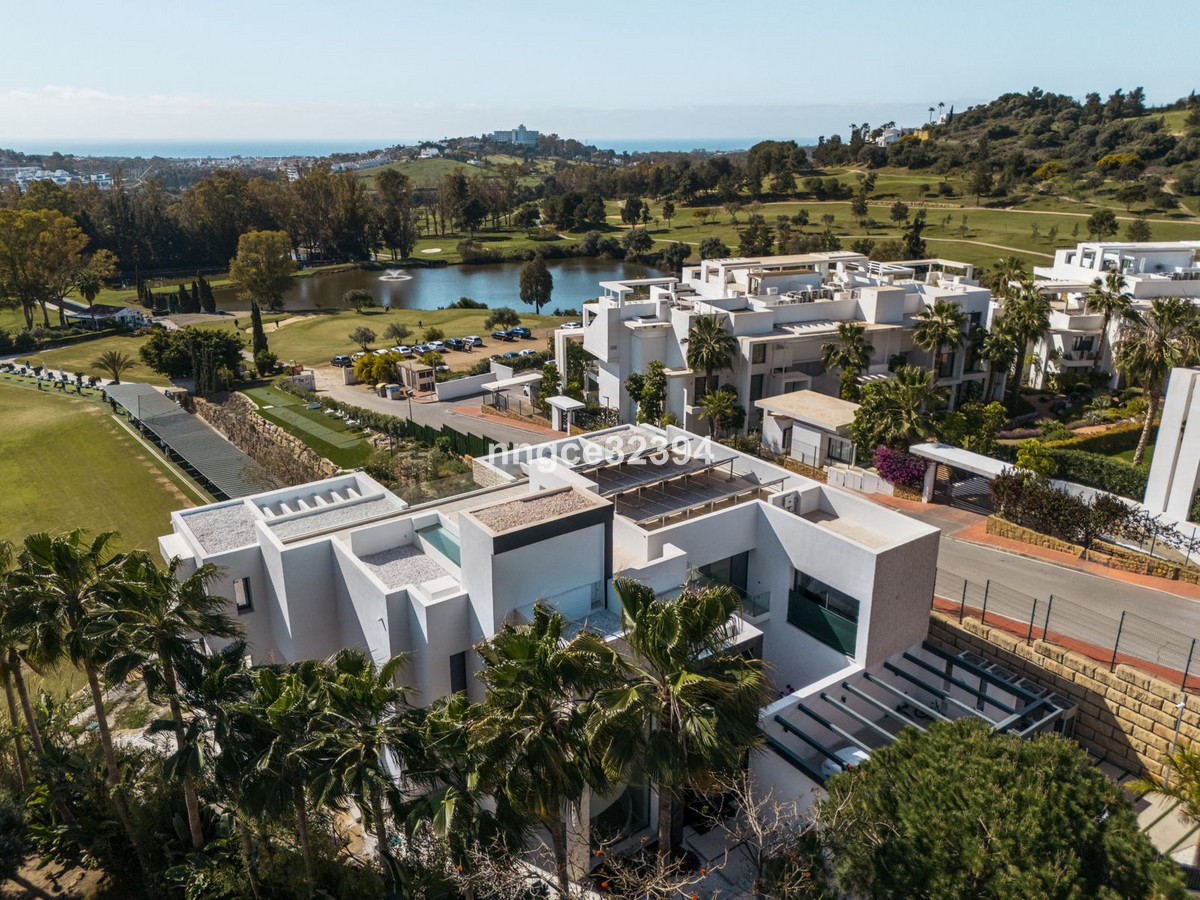 Detached Villa for sale in Benahavís | 5 bedrooms H4929013