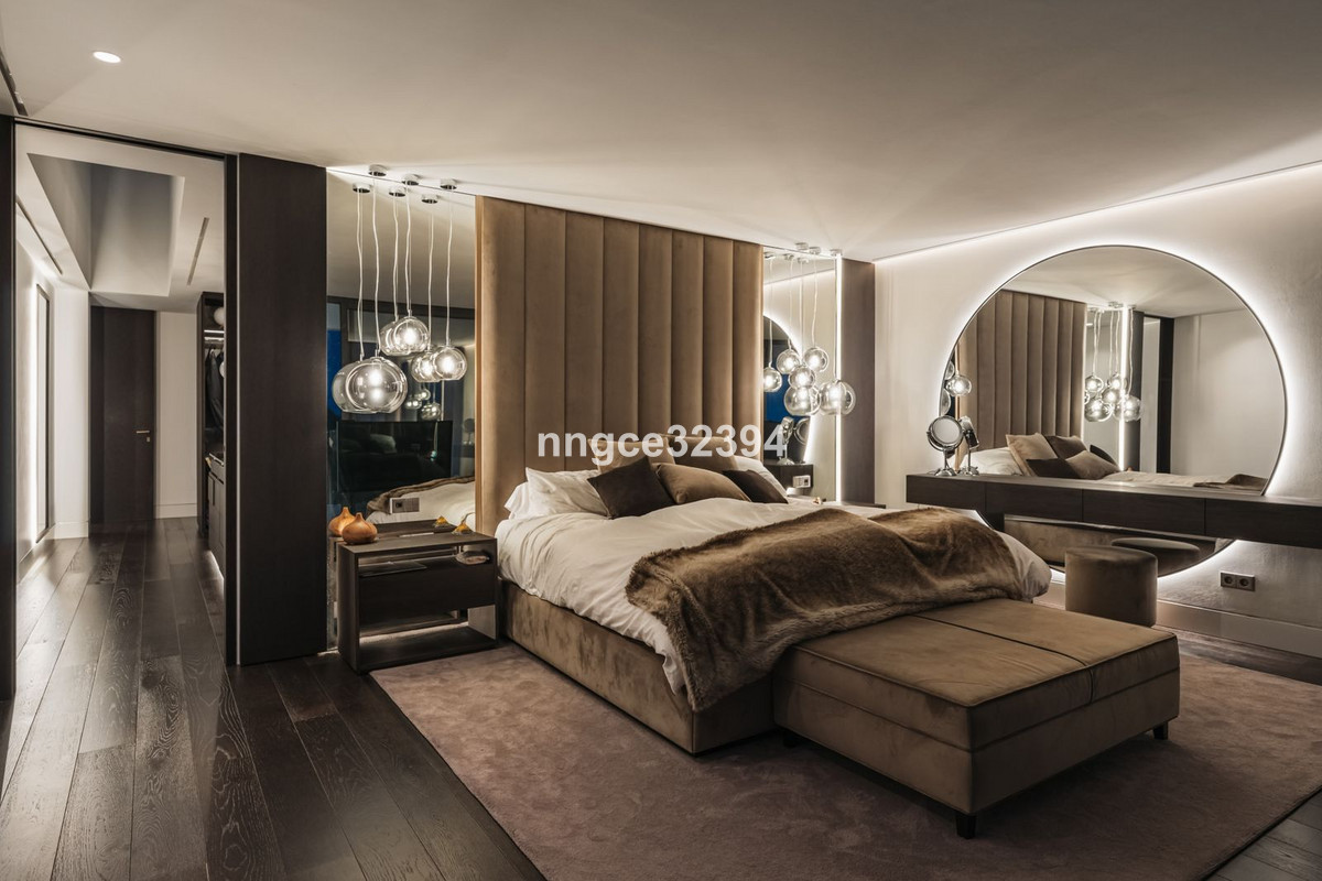Detached Villa for sale in Benahavís | 5 bedrooms H4929013