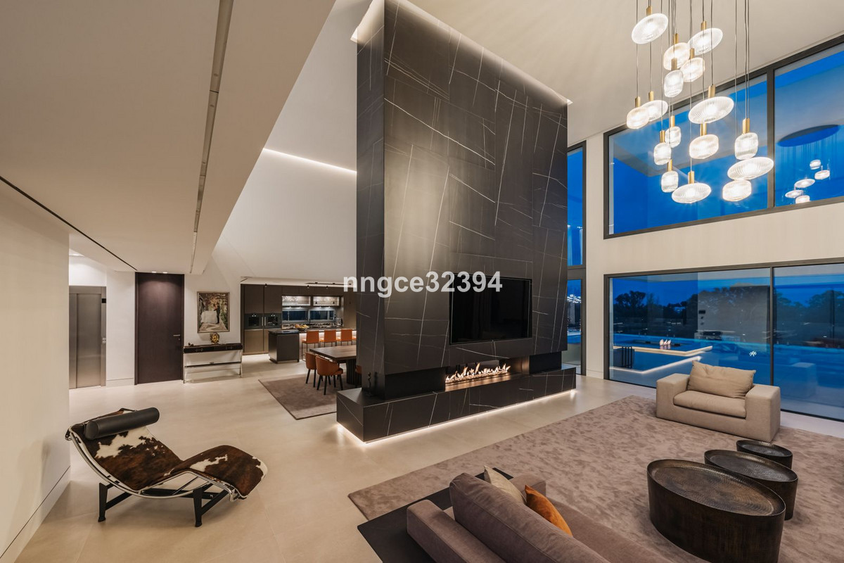 Detached Villa for sale in Benahavís | 5 bedrooms H4929013