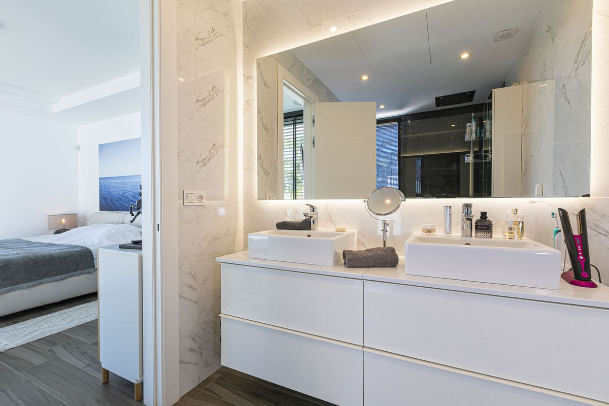 Property main view 40