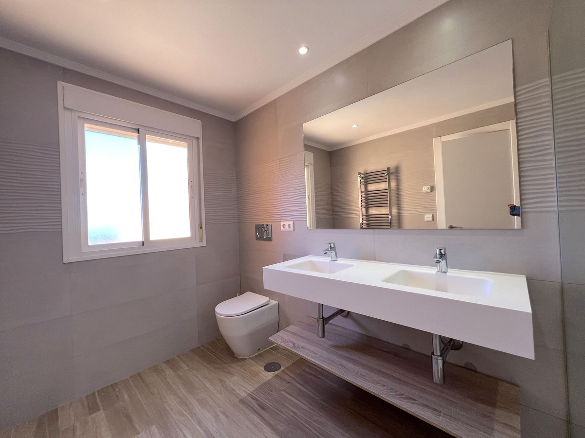 Huis te koop in Benahavís | 4 slaapkamers H5002081