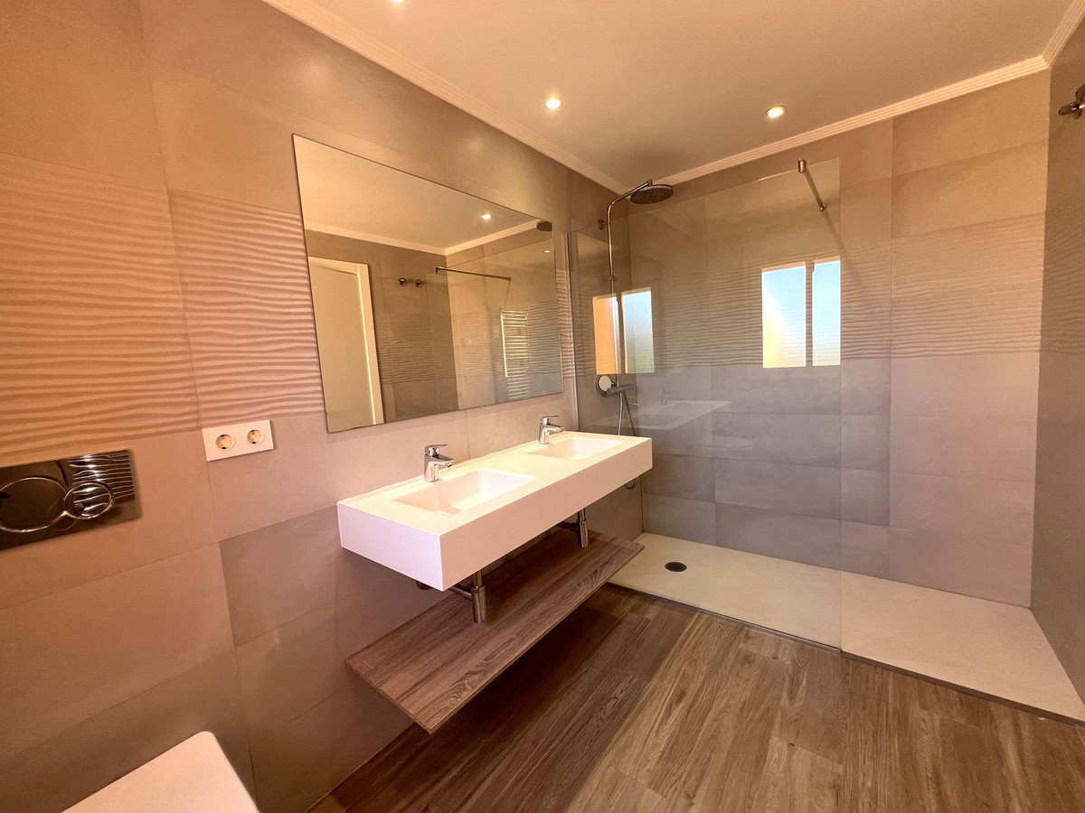 Huis te koop in Benahavís | 4 slaapkamers H5002081