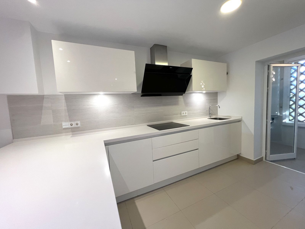 Huis te koop in Benahavís | 4 slaapkamers H5002081