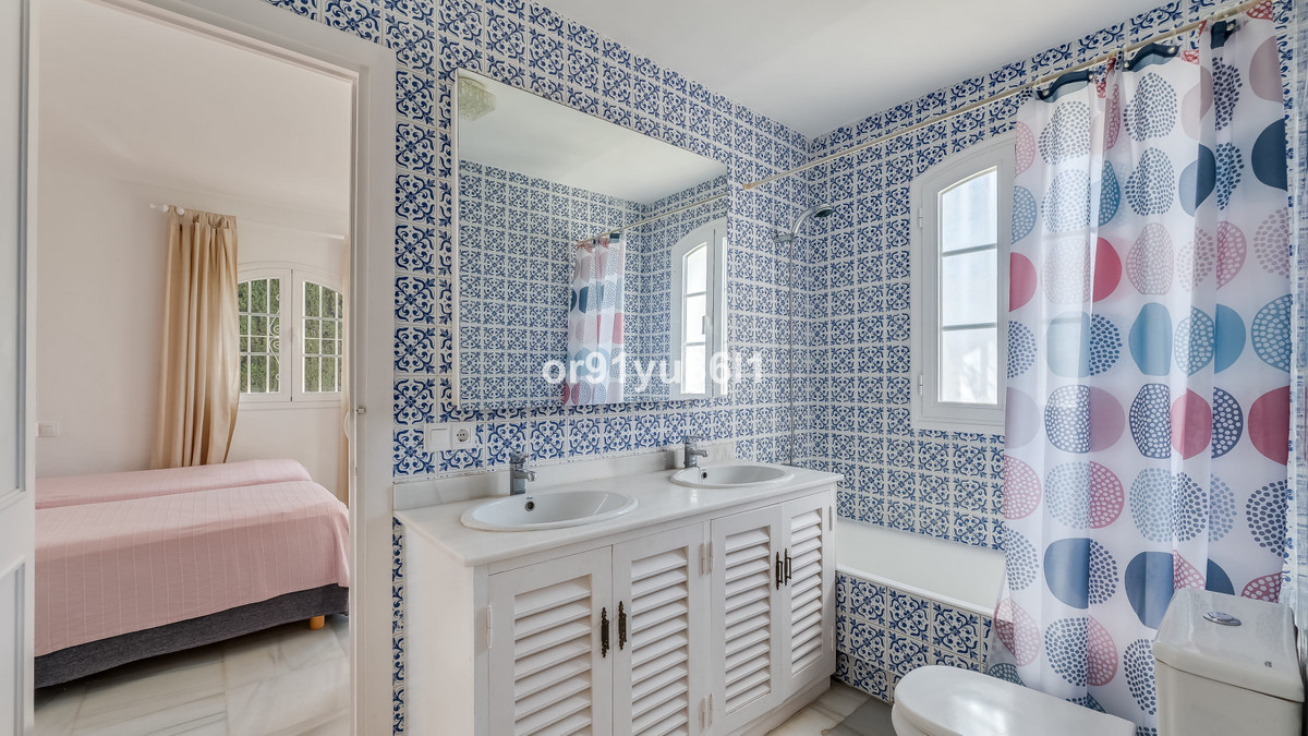 Huis te koop in Benahavís | 3 slaapkamers H5015641